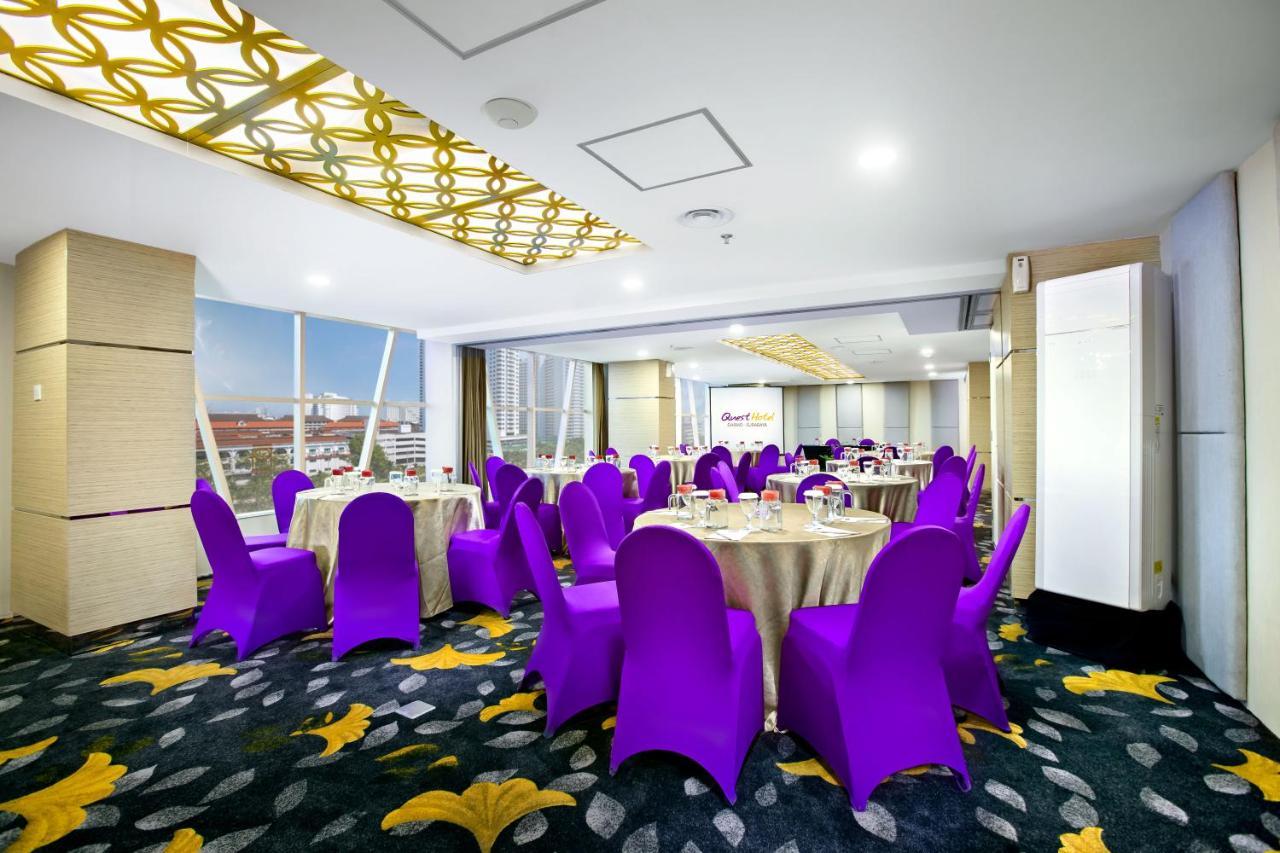 Quest Hotel Darmo - Surabaya By Aston Buitenkant foto