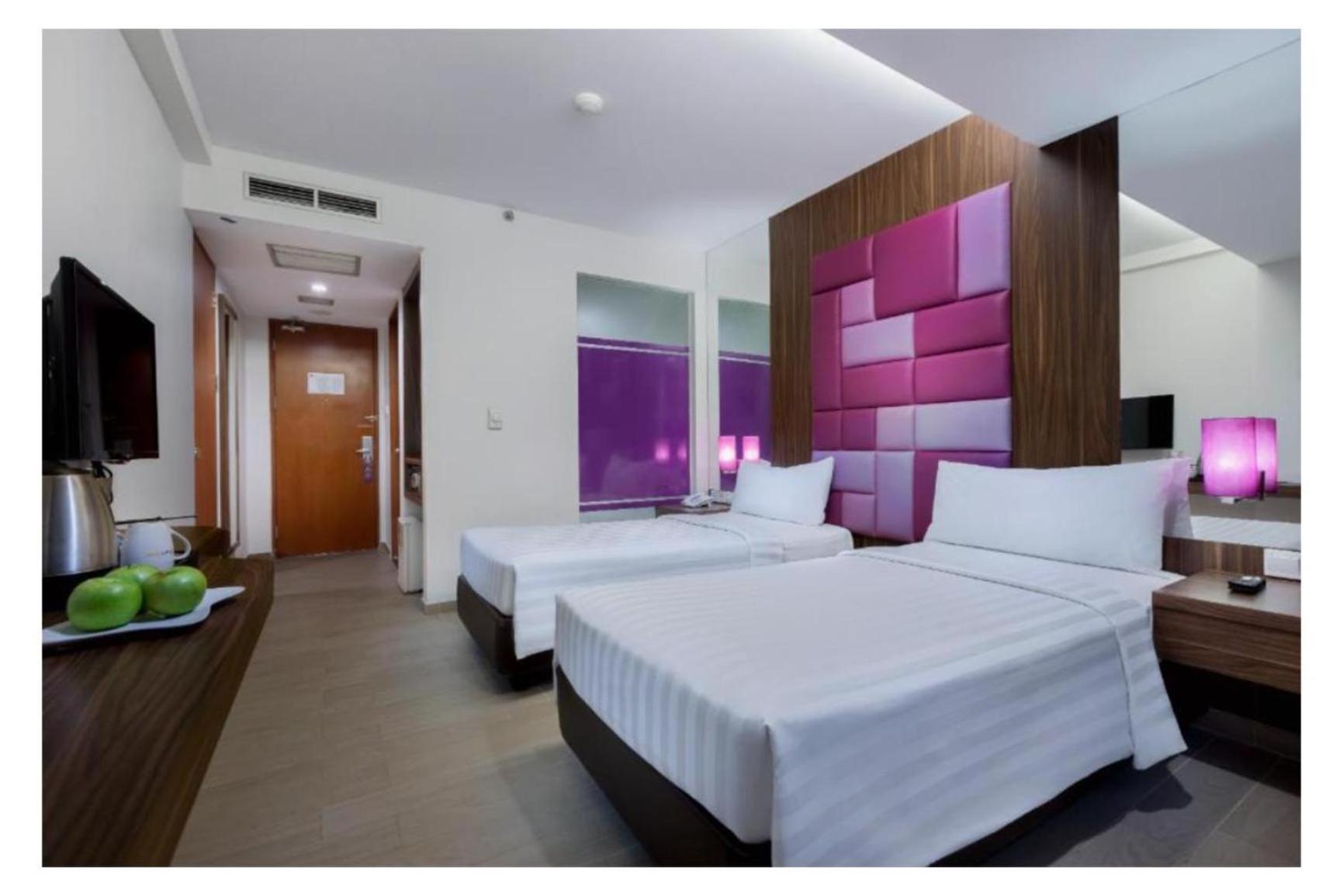 Quest Hotel Darmo - Surabaya By Aston Buitenkant foto