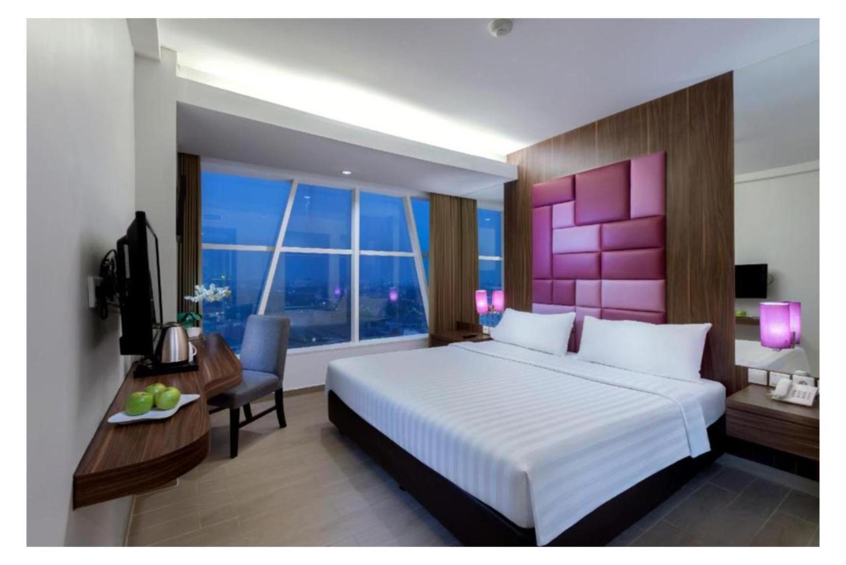 Quest Hotel Darmo - Surabaya By Aston Buitenkant foto